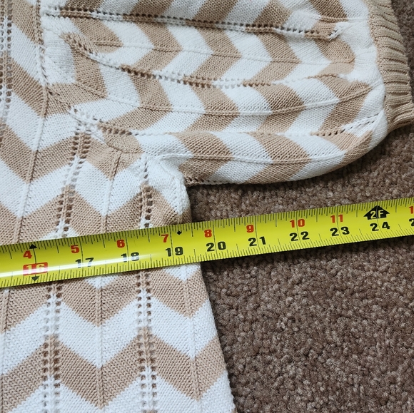 Cardigan - Picture 6 of 6